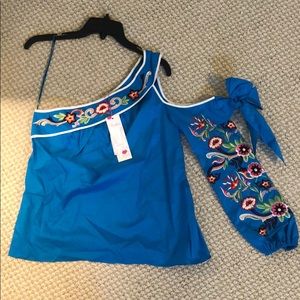 NWT Parker nod shoulder top small